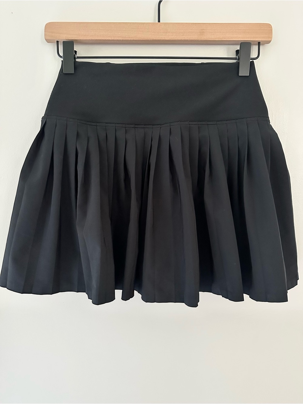 YPB Abercrombie Black Pleated Athletic Mini Skort Tennis Pickleball Athleisure